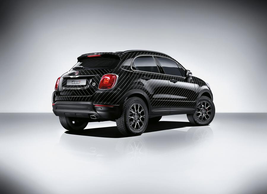  Fiat 500X Black Tie 2015 года  (фото 3 из 7)